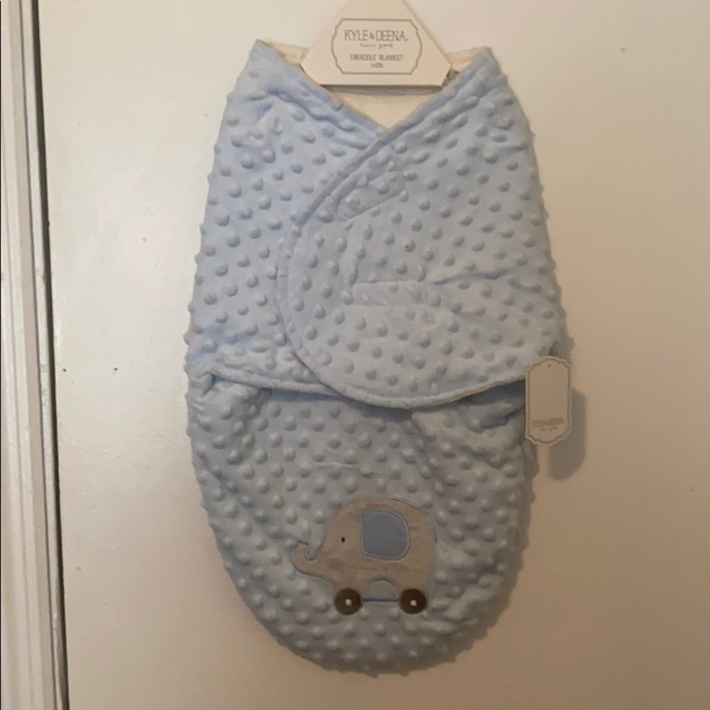 Swaddle blanket